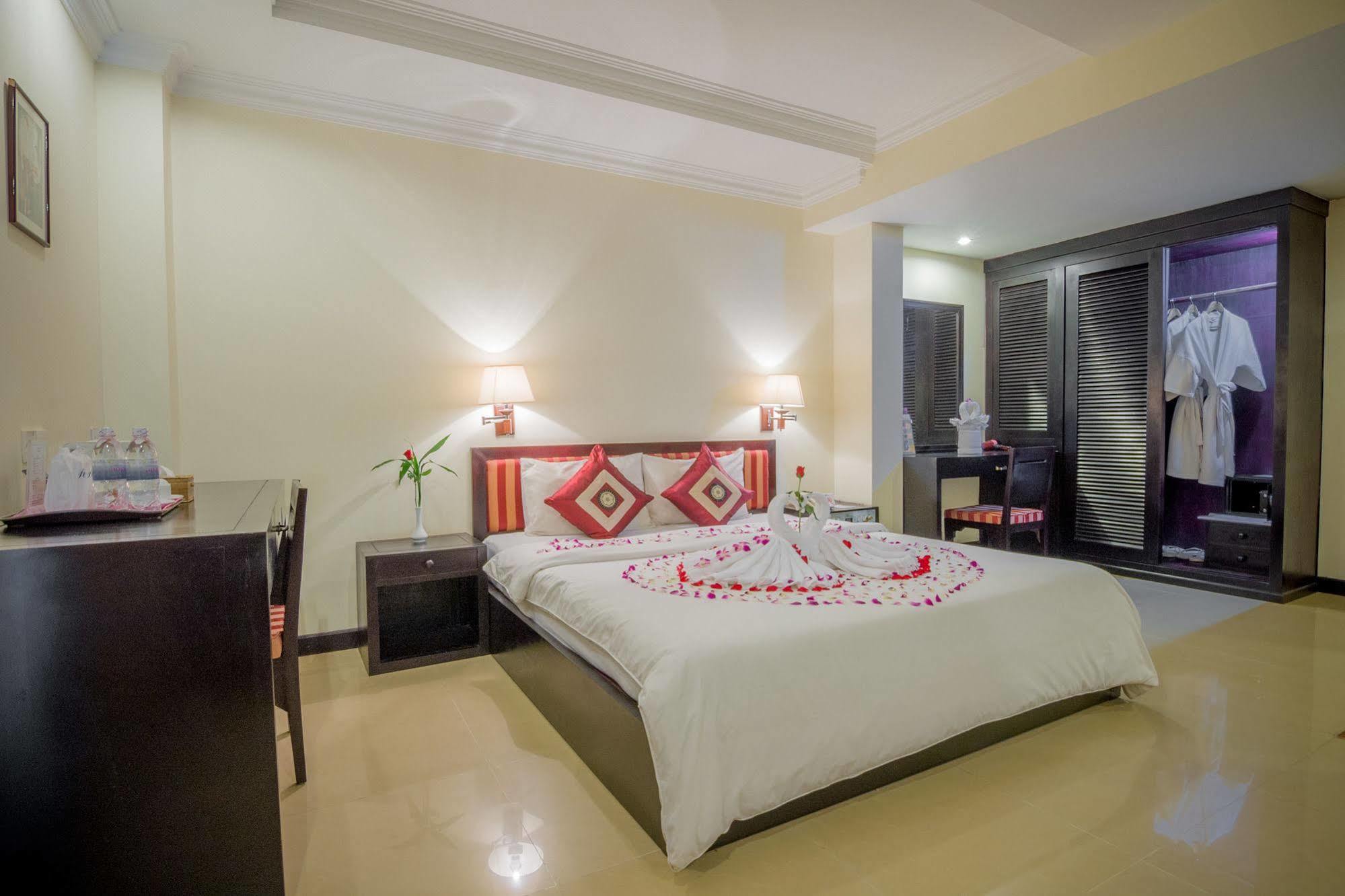 סיאם ריפ Angkor Riviera Hotel מראה חיצוני תמונה